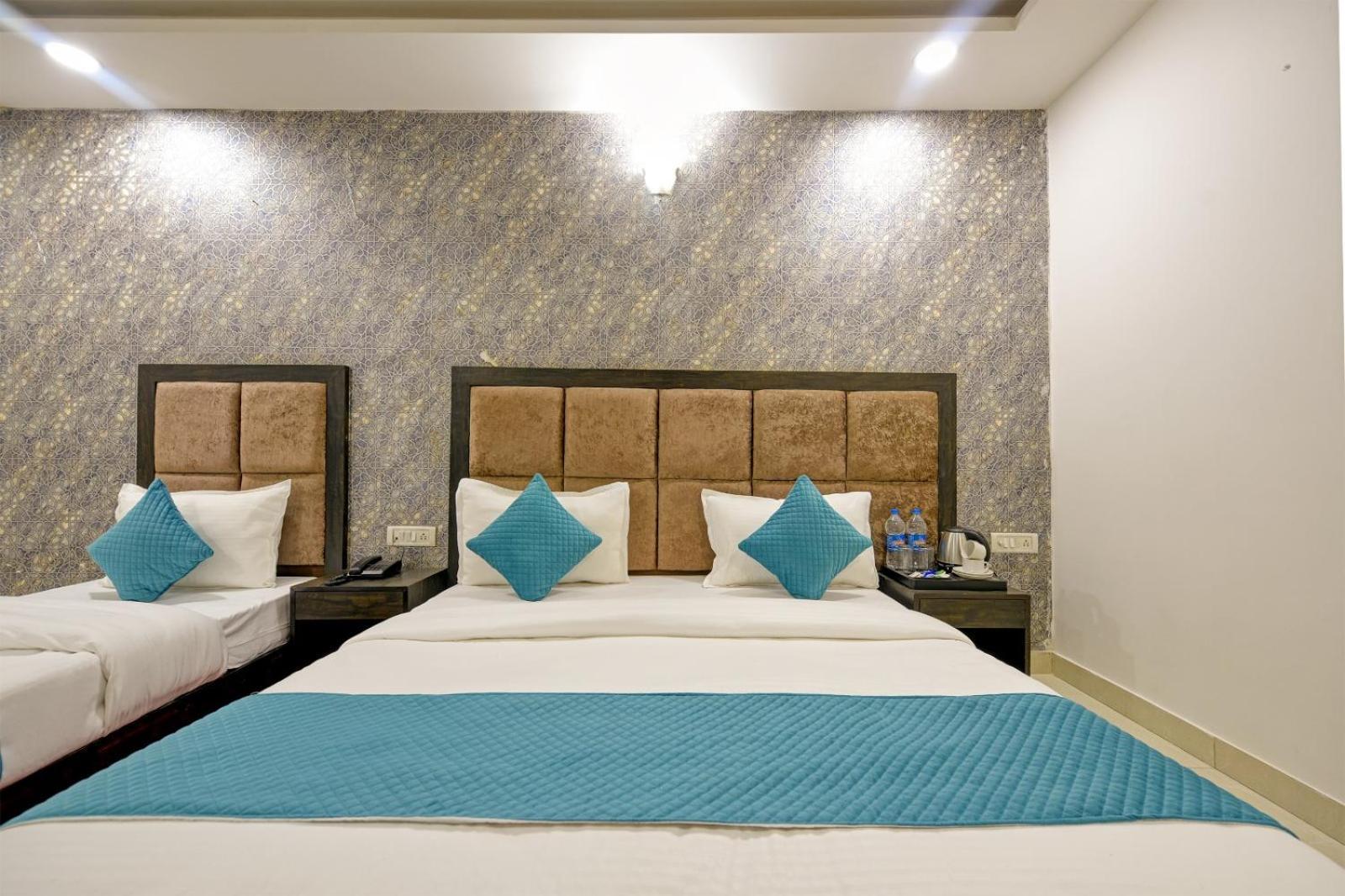 The Glory Suites Near Igi Airport Nueva Delhi Exterior foto